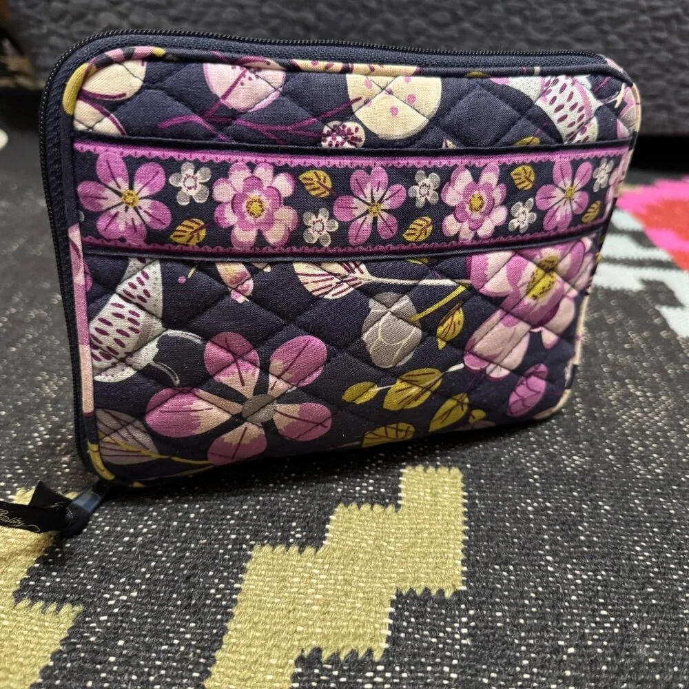 Vera Bradley Floral Nightingale Pattern Quilted Tablet Zippered Pouch, 2011